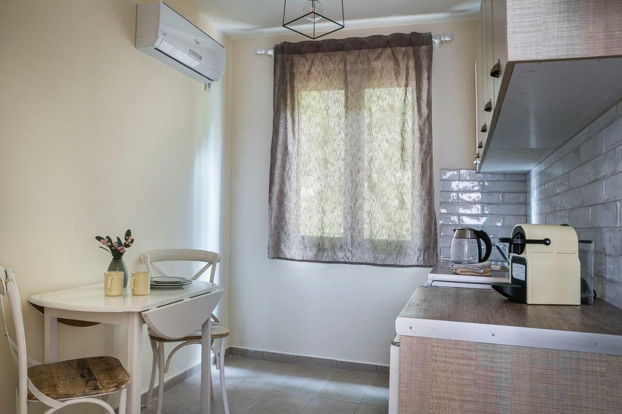 Martini Waterfront Suites Фискардон Экстерьер фото