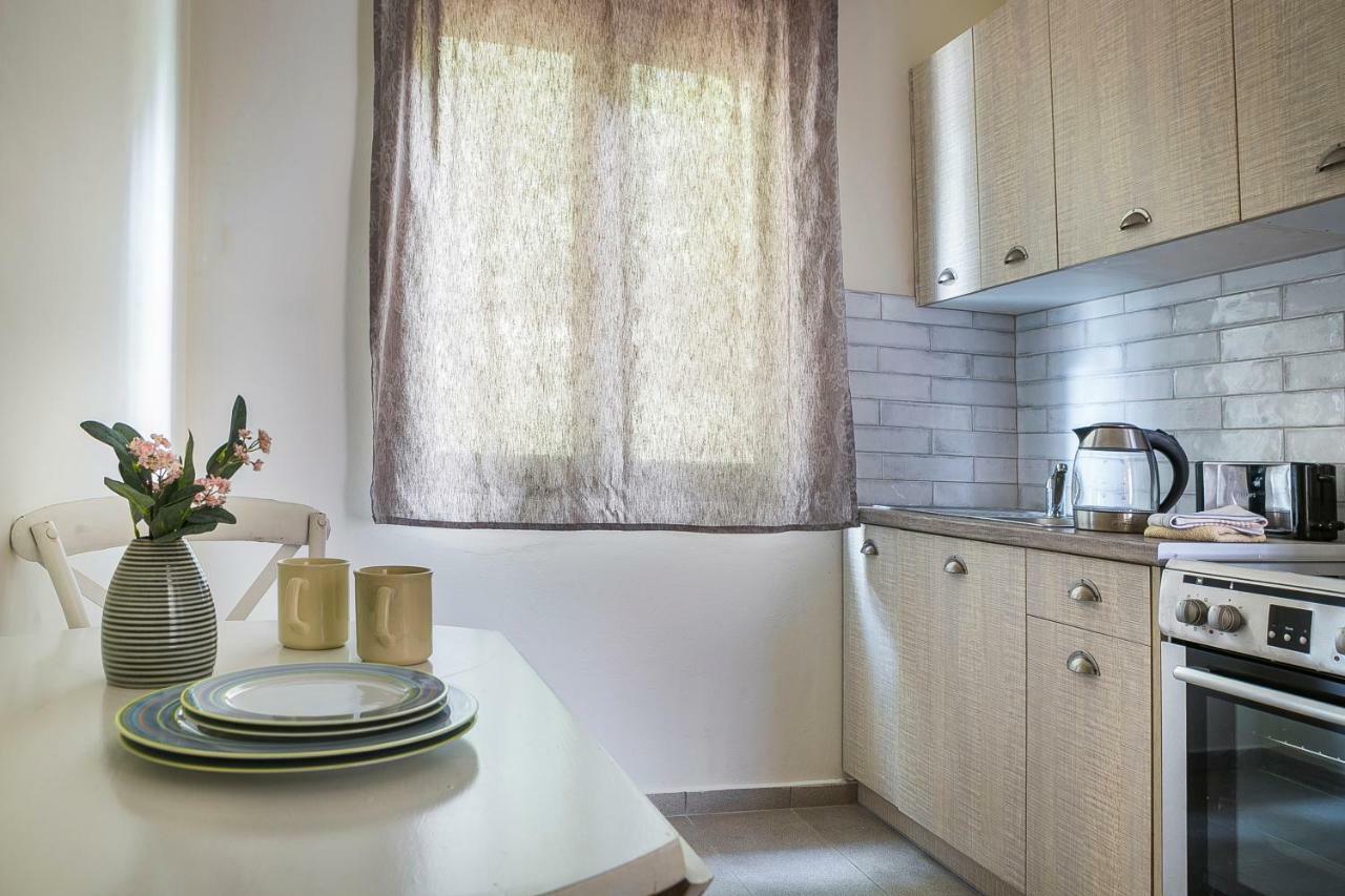 Martini Waterfront Suites Фискардон Экстерьер фото