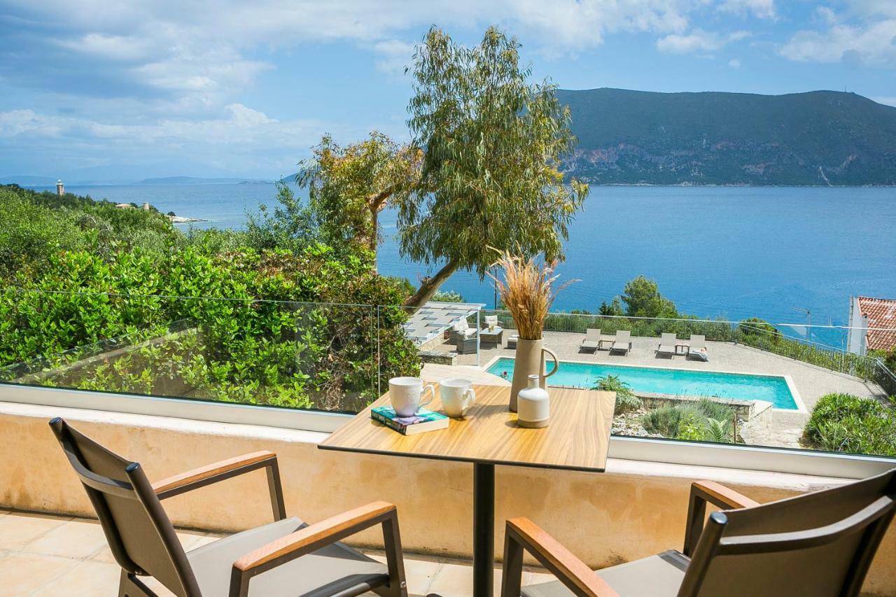 Martini Waterfront Suites Фискардон Экстерьер фото